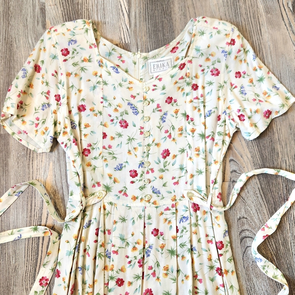 Floral Cream Maxi Dress with Side Ties - Picture 4 of 14